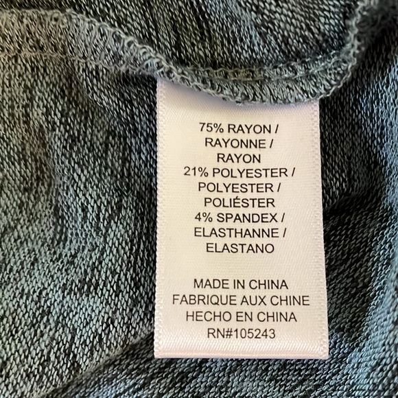 3/$18. 🌼NWT Bobeau knit top twist front size S petite - Picture 6 of 11